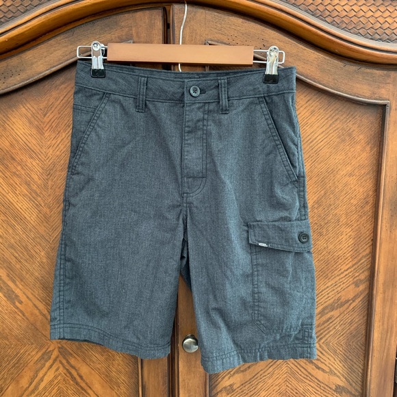 Vans Other - Boys vans cargo shorts 14